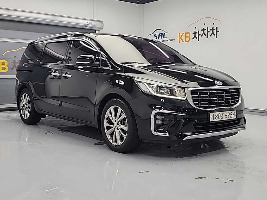 KIA Carnival - Vista 4