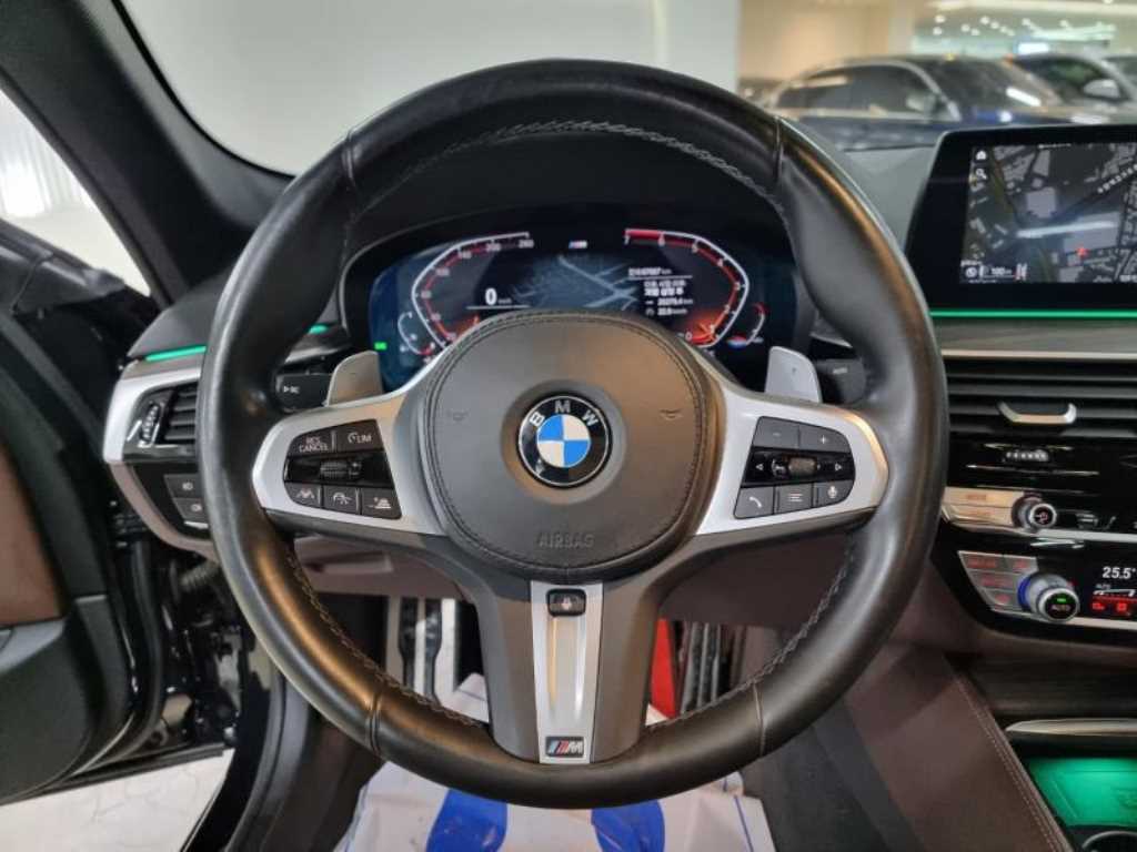 BMW 5 Series 2020 - Importación desde Corea - HF Imports Iquique - Foto 13