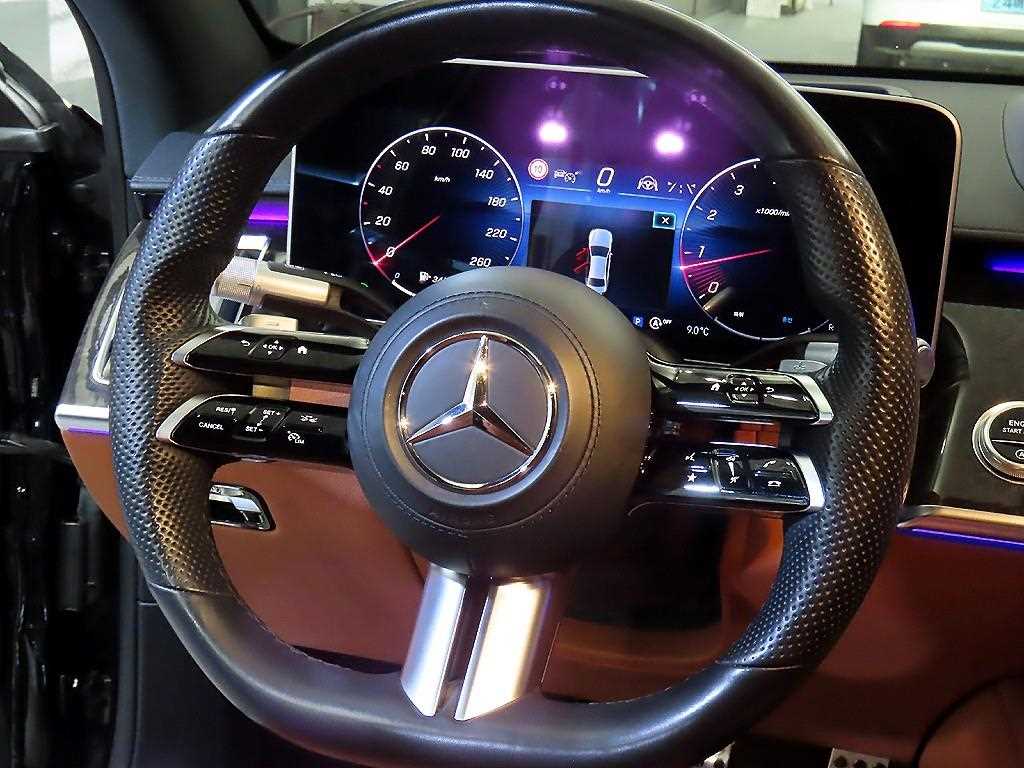 Mercedes Benz S Class - Vista 8