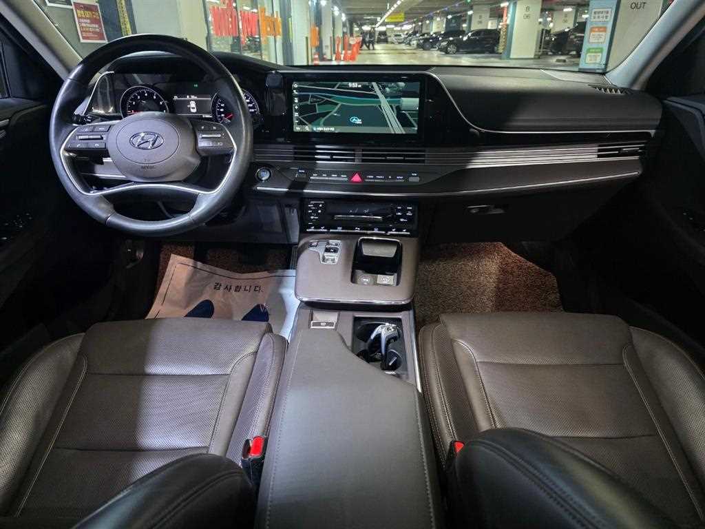 HYUNDAI Grandeur - Vista 8