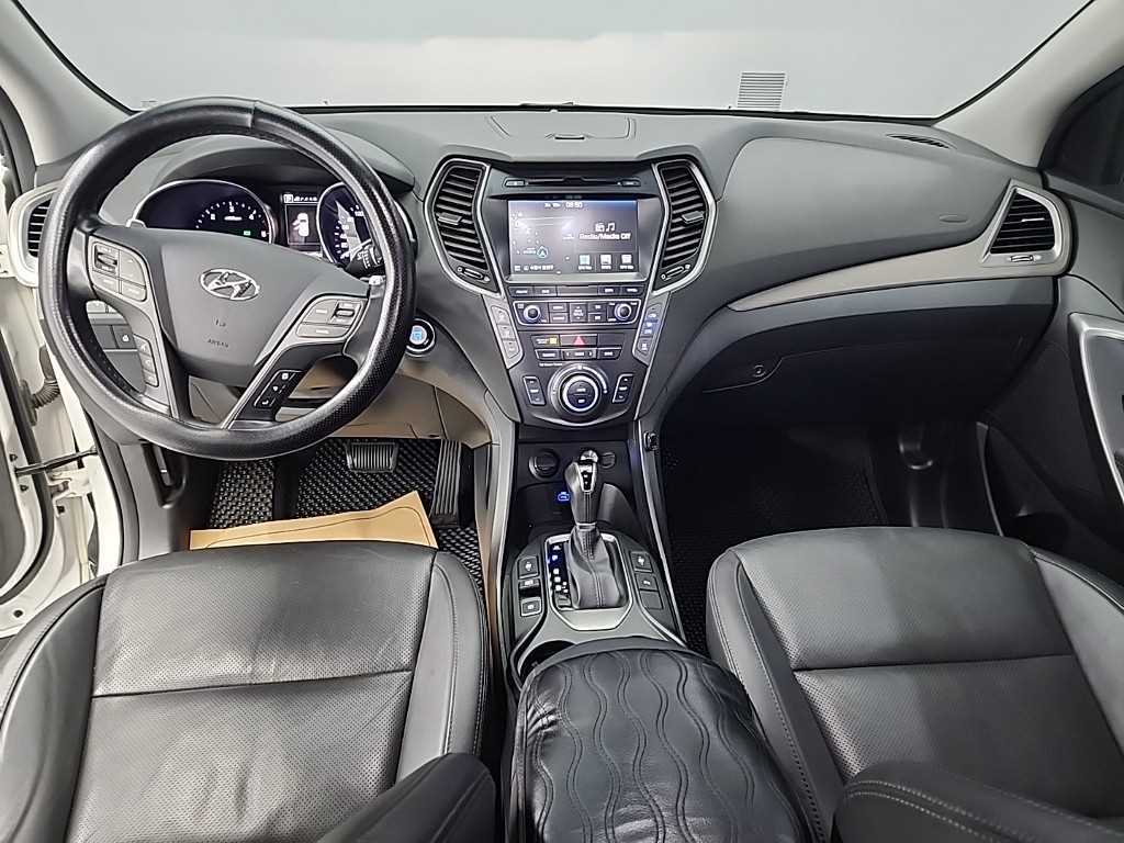 HYUNDAI Maxcruz - Vista 7
