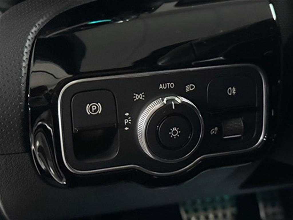 Mercedes Benz A Class 2023 Blanco - Importación desde Corea - HF Imports Iquique - Foto 16