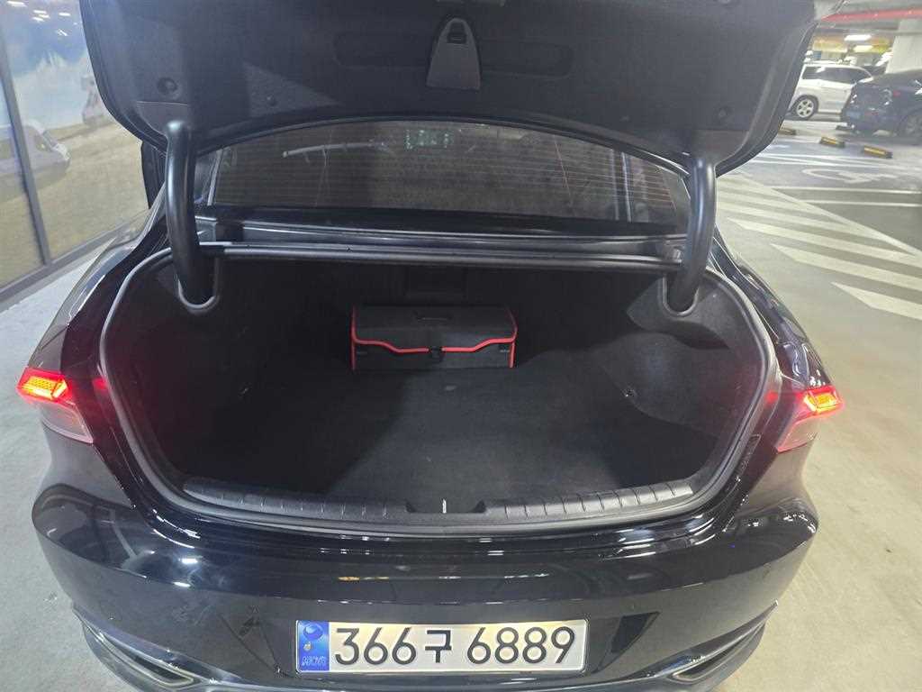 HYUNDAI Grandeur - Vista 4