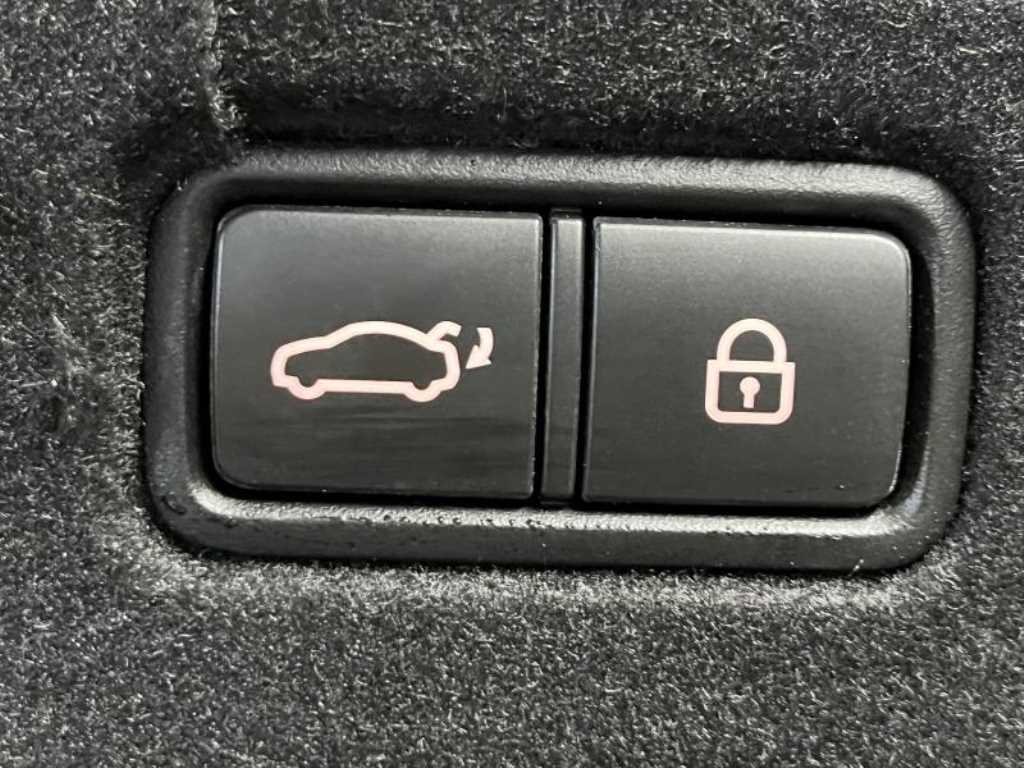 HYUNDAI Grandeur - Vista 6