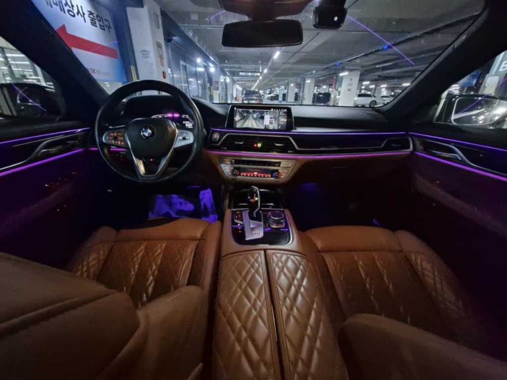 BMW 7 Series - Vista 6