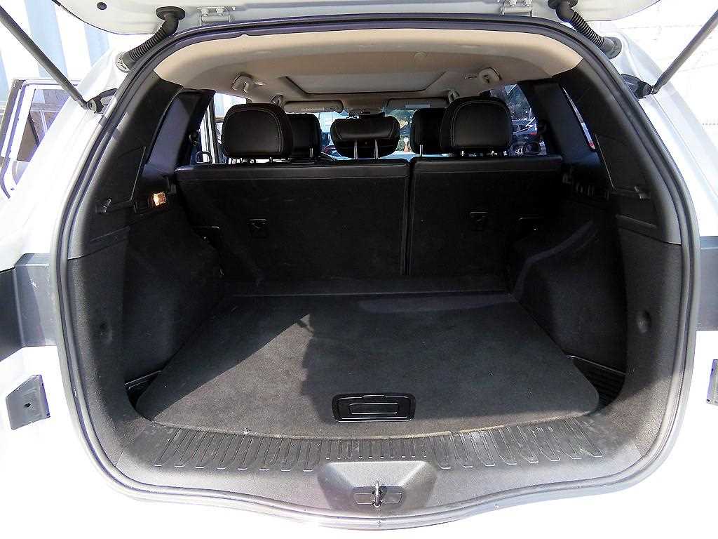 SAMSUNG QM6 2017 Blanco - Importación desde Corea - HF Imports Iquique - Foto 18