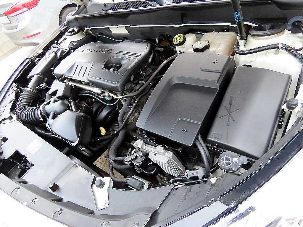 Chevrolet Malibu 2014 Blanco - Importación desde Corea - HF Imports Iquique - Foto 17