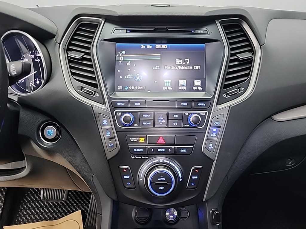 HYUNDAI Maxcruz - Vista 10