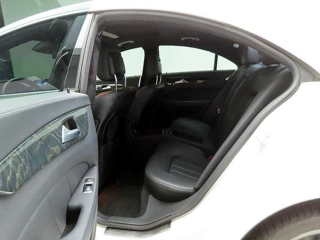 Mercedes Benz CLS Class 2016 Blanco - Importación desde Corea - HF Imports Iquique - Foto 13