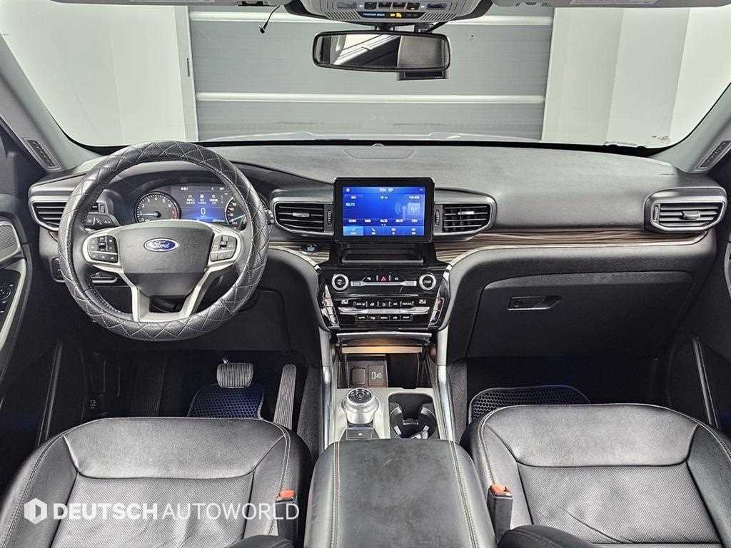 Ford Explorer - Vista 6