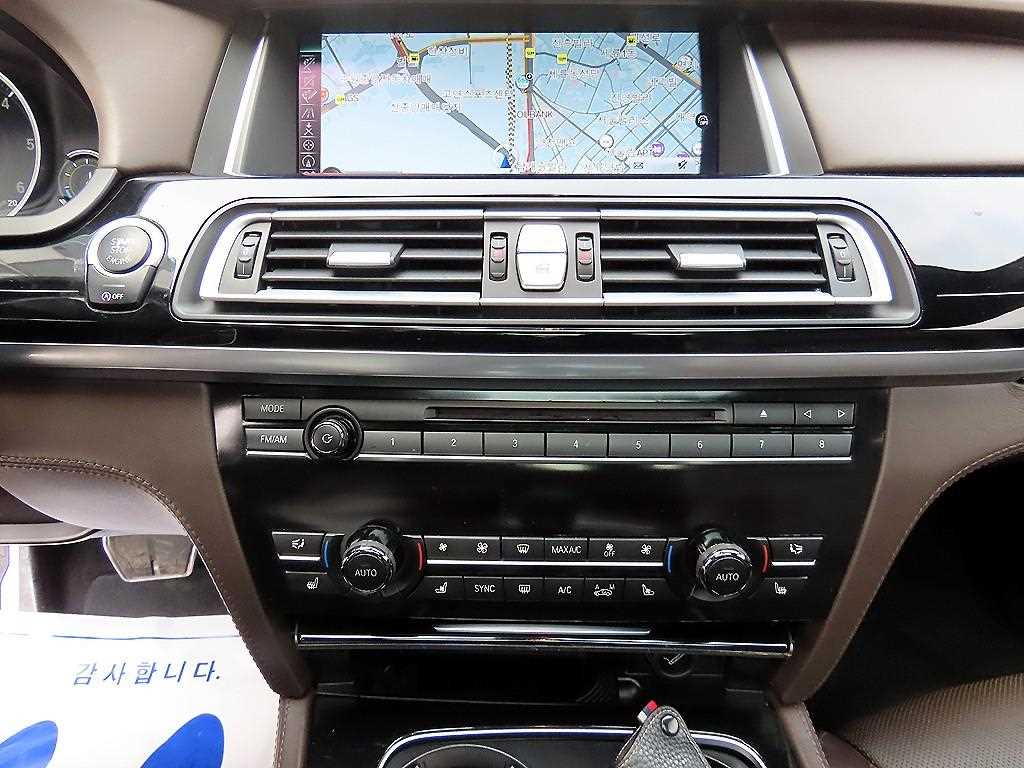 BMW 7 Series 2015 Negro - Importación desde Corea - HF Imports Iquique - Foto 13