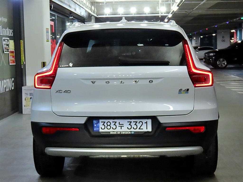 Volvo XC40 - Vista 5