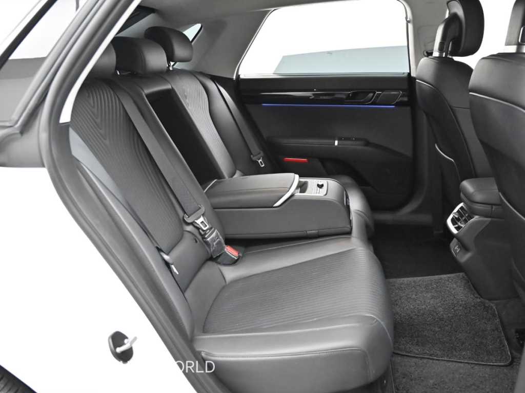 HYUNDAI Grandeur - Vista 12