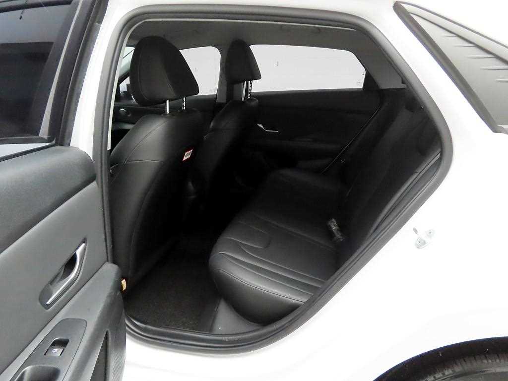 HYUNDAI Avante 2021 Blanco - Importación desde Corea - HF Imports Iquique - Foto 14