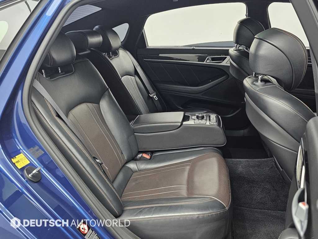 Genesis G80 - Vista 12