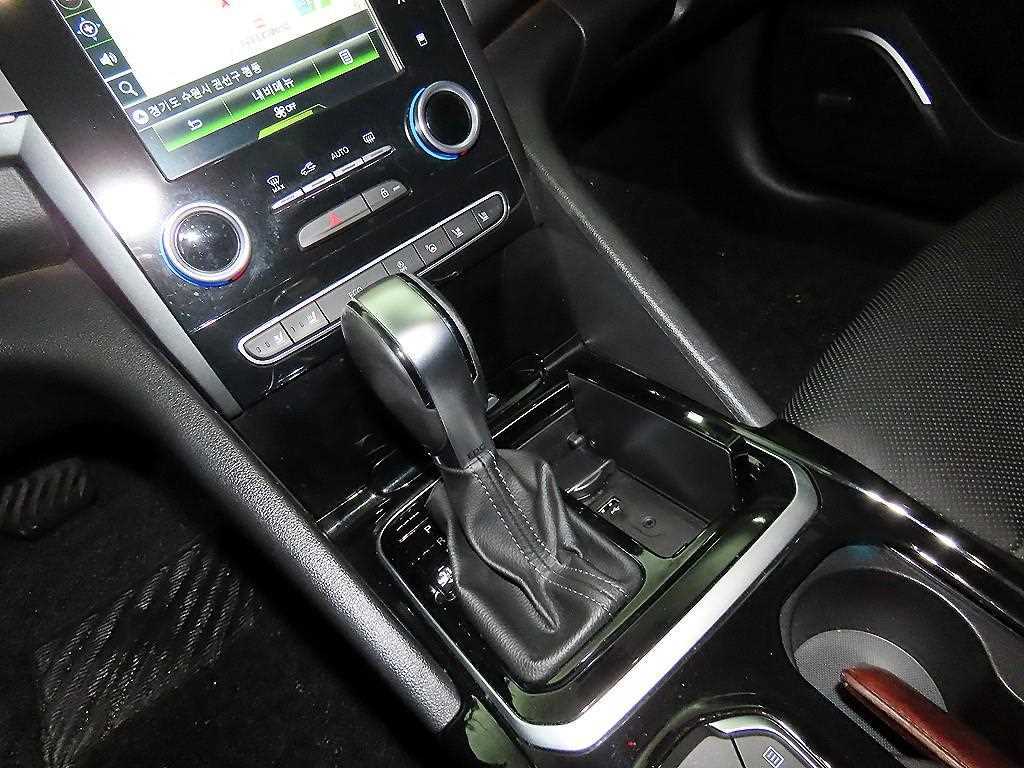 SAMSUNG SM6 - Vista 12