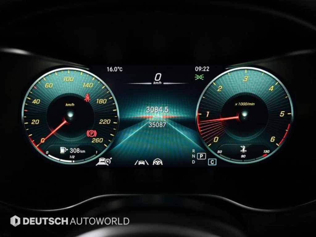 Mercedes Benz GLC Class - Vista 8