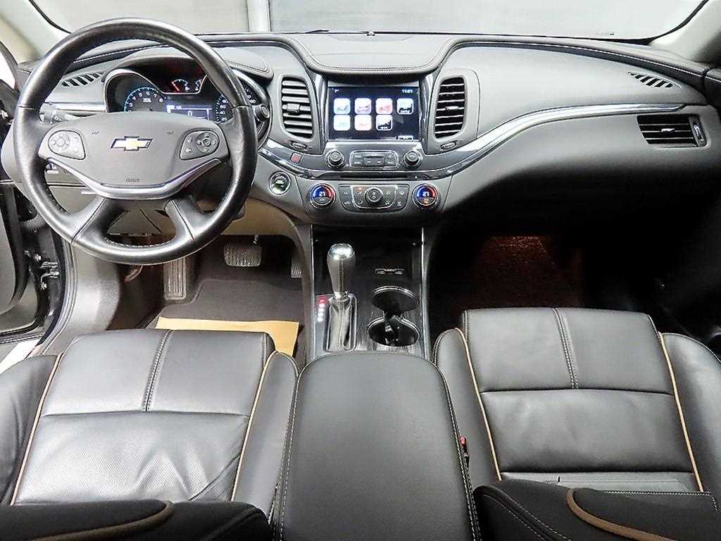 Chevrolet Impala - Vista 7