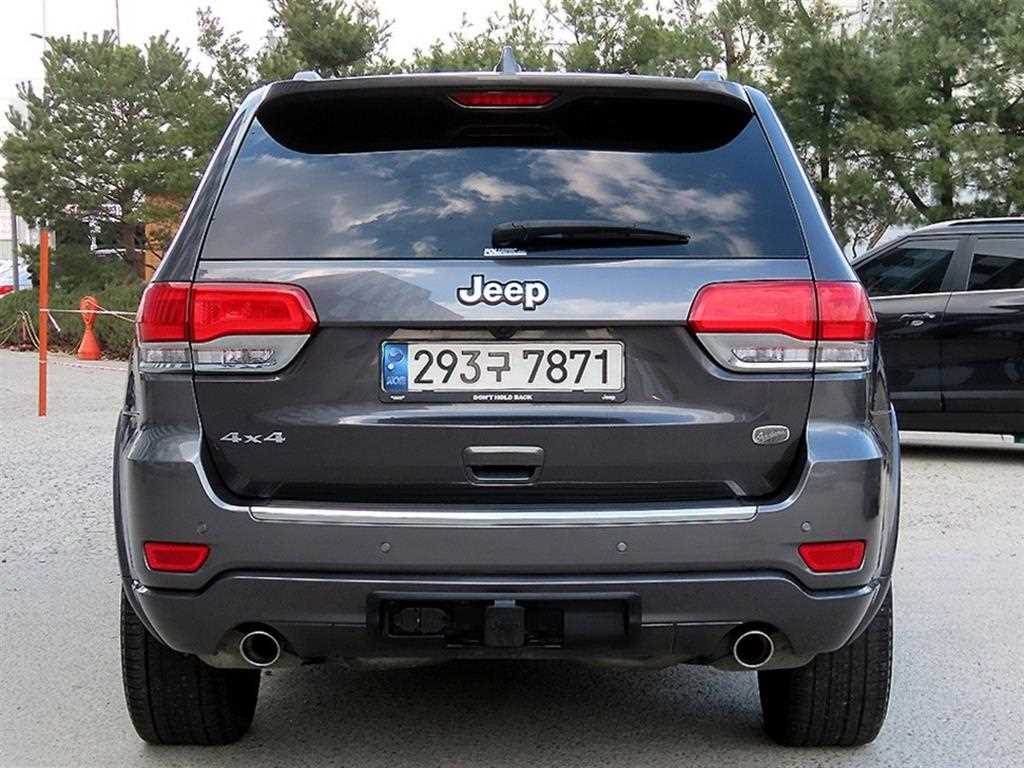 Jeep Cherokee - Vista 4