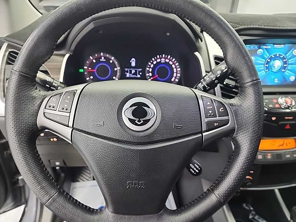 Ssangyong Korando - Vista 9