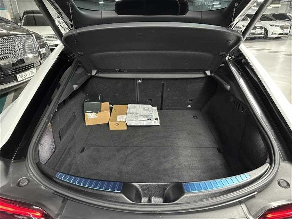 Mercedes Benz AMG GT 2022 Negro - Importación desde Corea - HF Imports Iquique - Foto 19