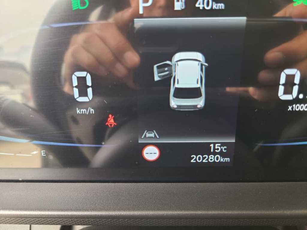 HYUNDAI Casper - Vista 7