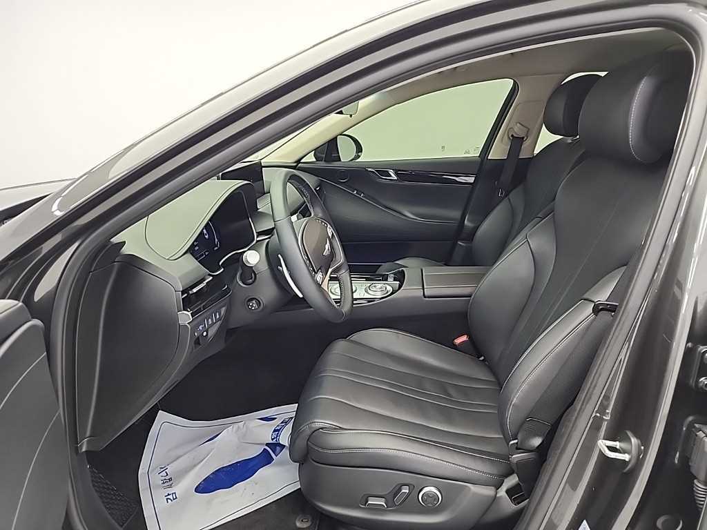 Genesis G80 - Vista 12