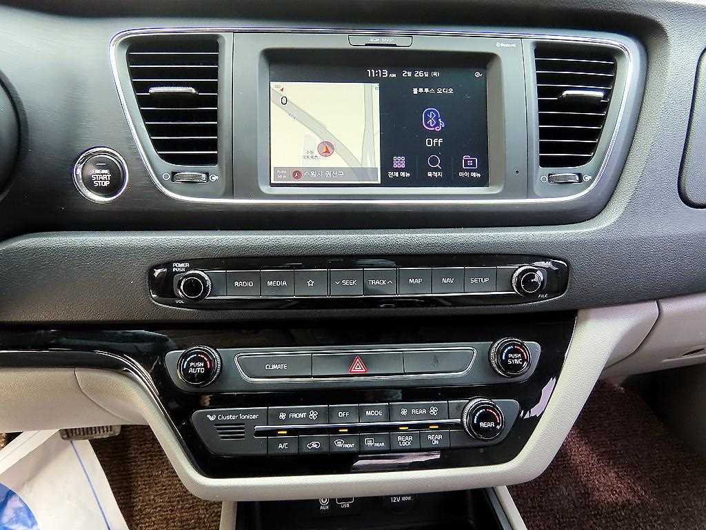 KIA Carnival 2019 Blanco - Importación desde Corea - HF Imports Iquique - Foto 14