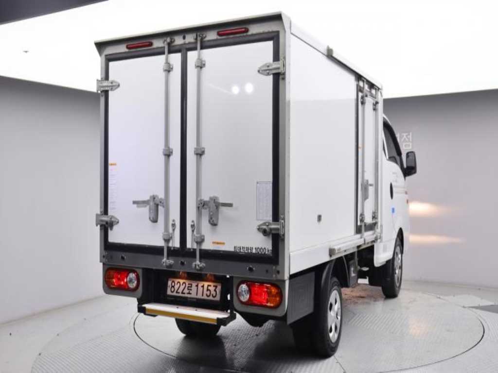 Small Truck Freezer Box(Low Deck) - Vista 4