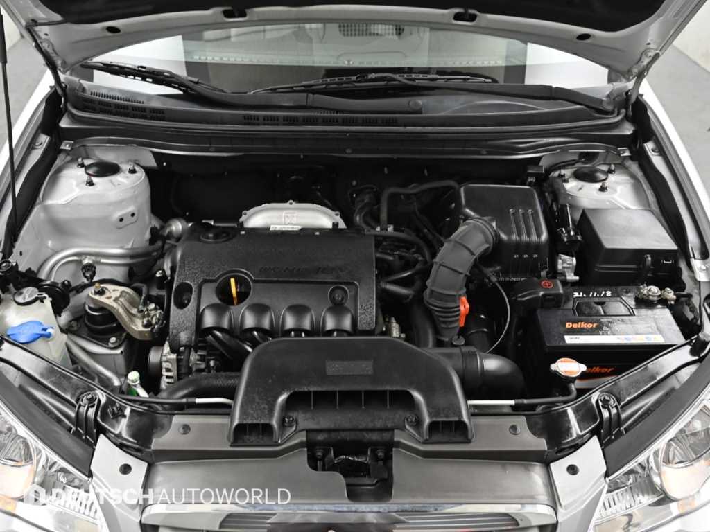 HYUNDAI Avante - Vista 6