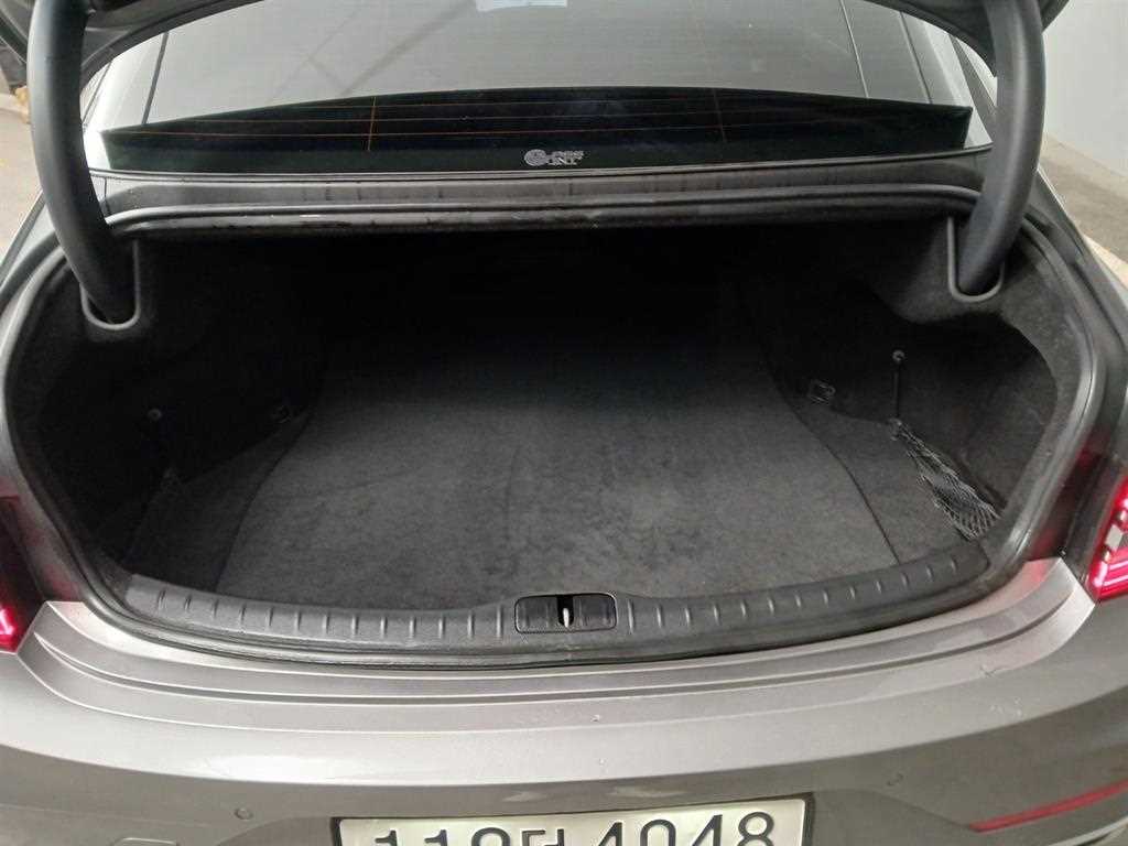 Genesis G80 2025 Gris - Importación desde Corea - HF Imports Iquique - Foto 19