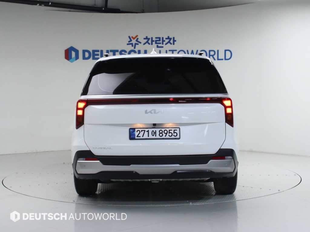 KIA Carnival - Vista 4