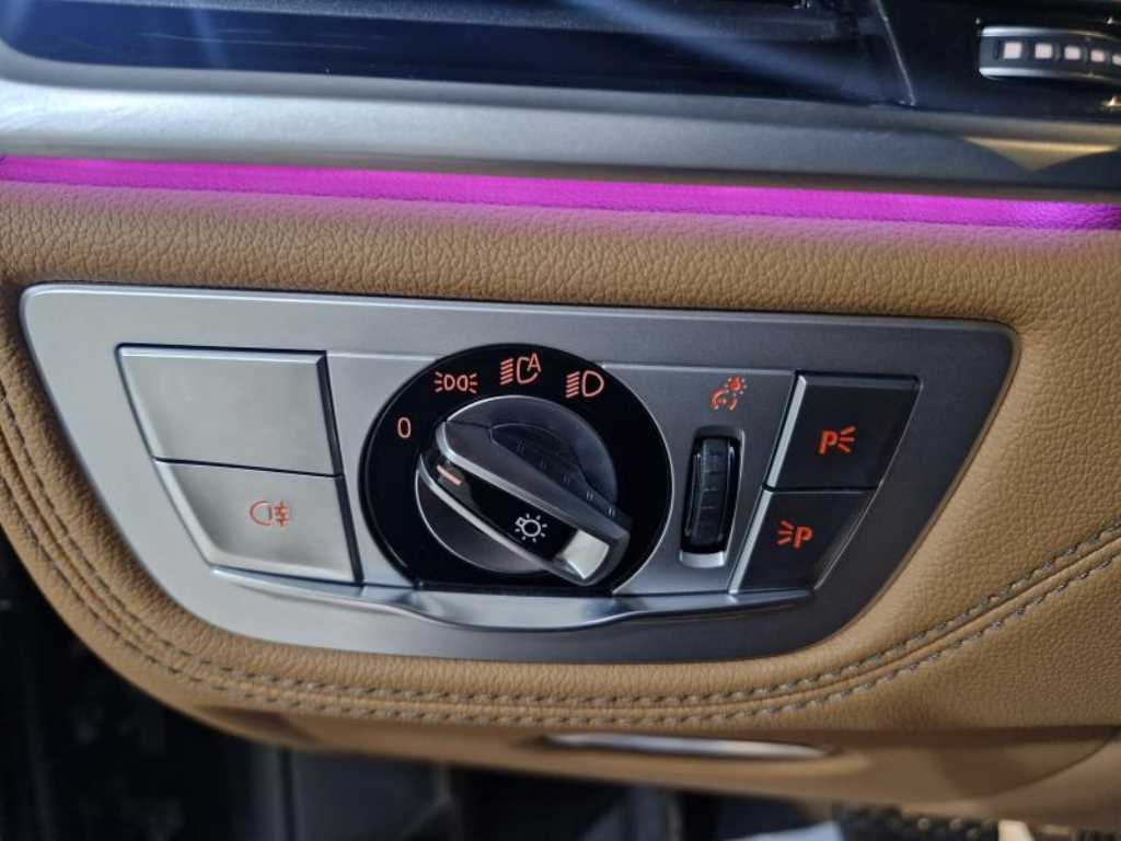 BMW 7 Series - Vista 12