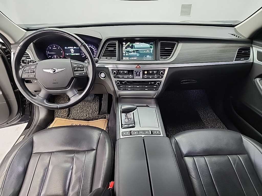 Genesis G80 - Vista 8