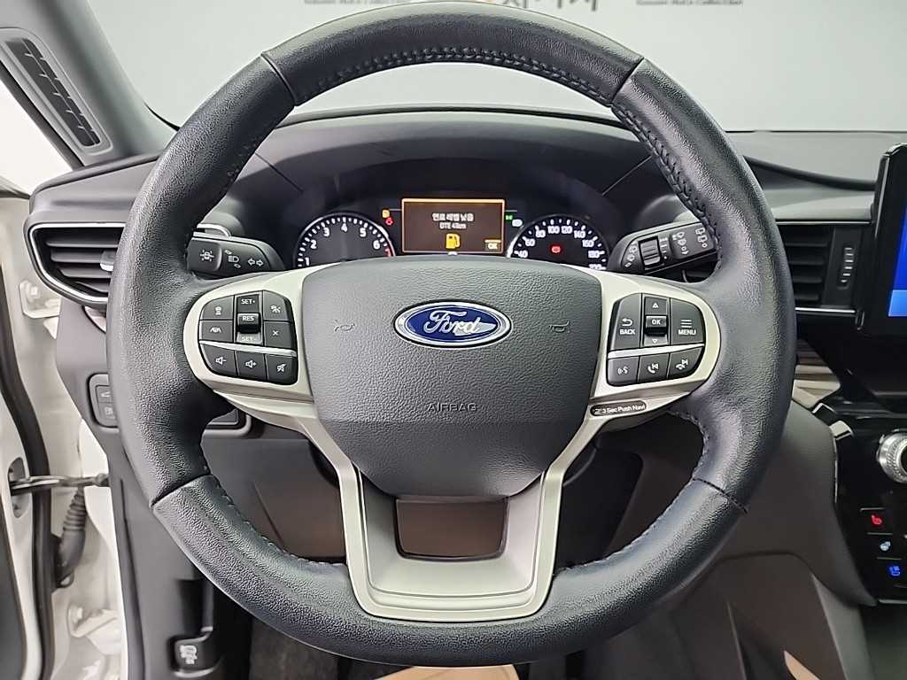 Ford Explorer - Vista 9