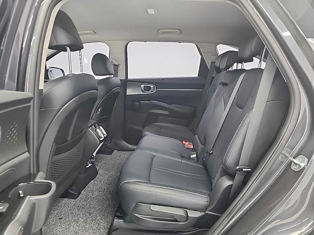 KIA Sorento - Vista 12