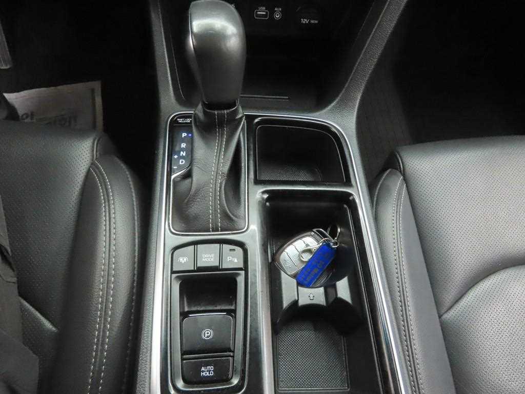 HYUNDAI Sonata - Vista 12