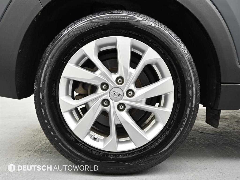 HYUNDAI Tucson - Vista 5