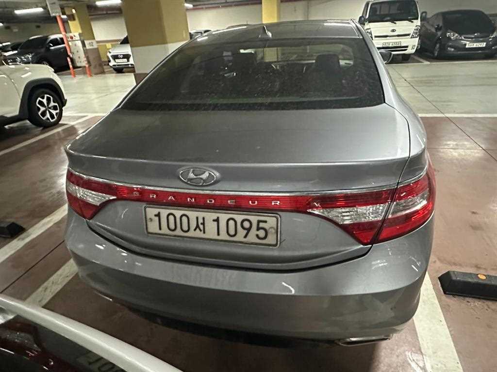 HYUNDAI Grandeur - Vista 4