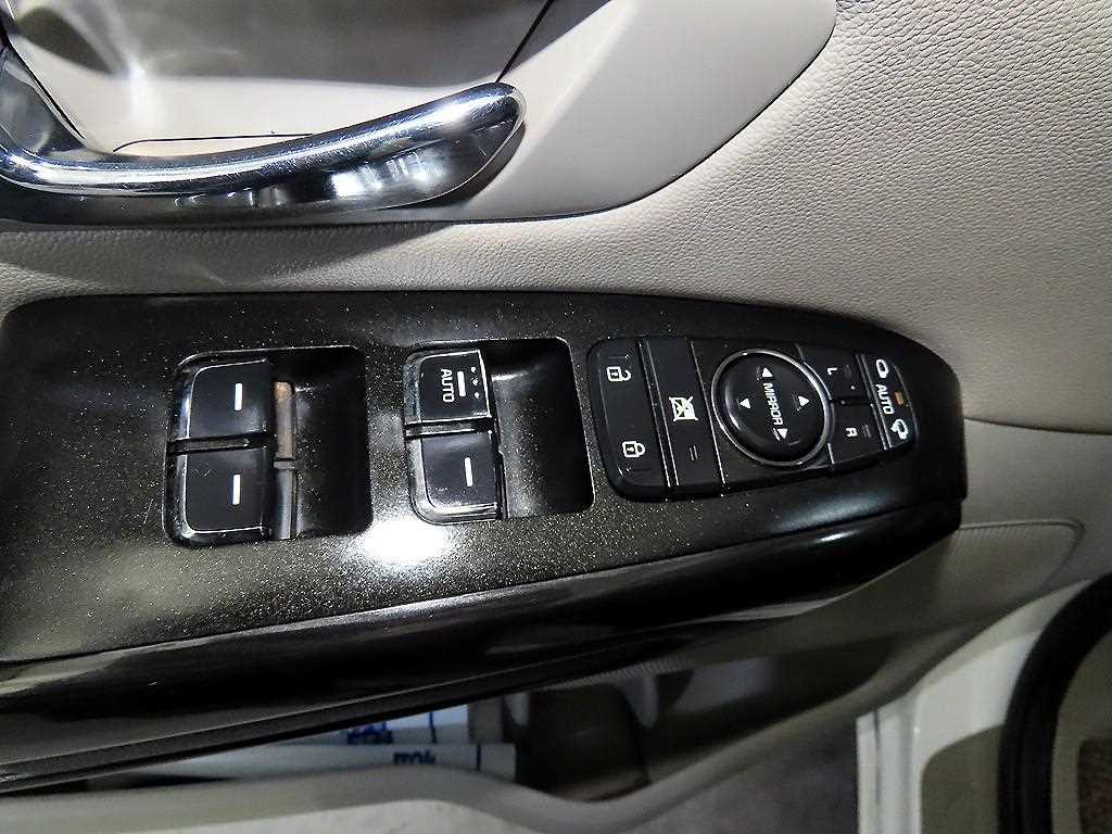 KIA Carnival 2019 Blanco - Importación desde Corea - HF Imports Iquique - Foto 13