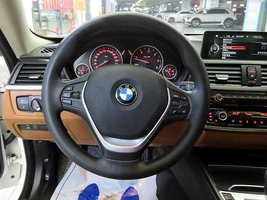 BMW 4 Series - Vista 8