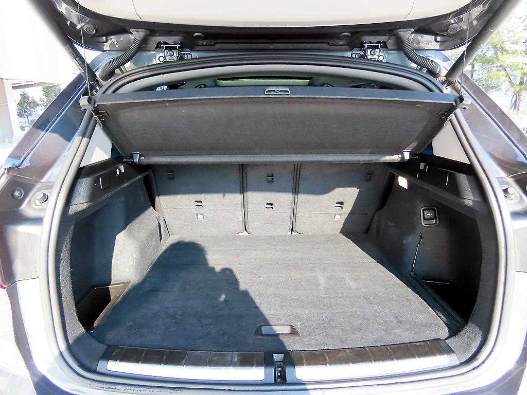 BMW X1 2021 Gris - Importación desde Corea - HF Imports Iquique - Foto 18