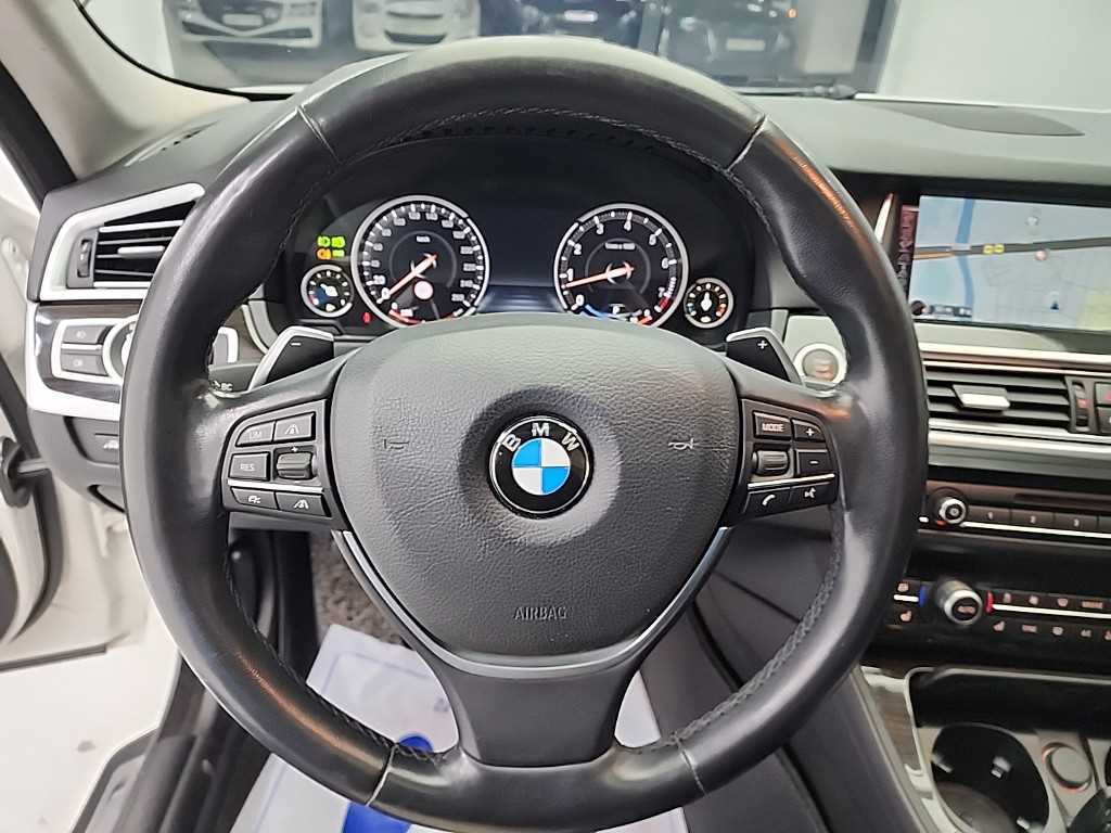 BMW 5 Series - Vista 9