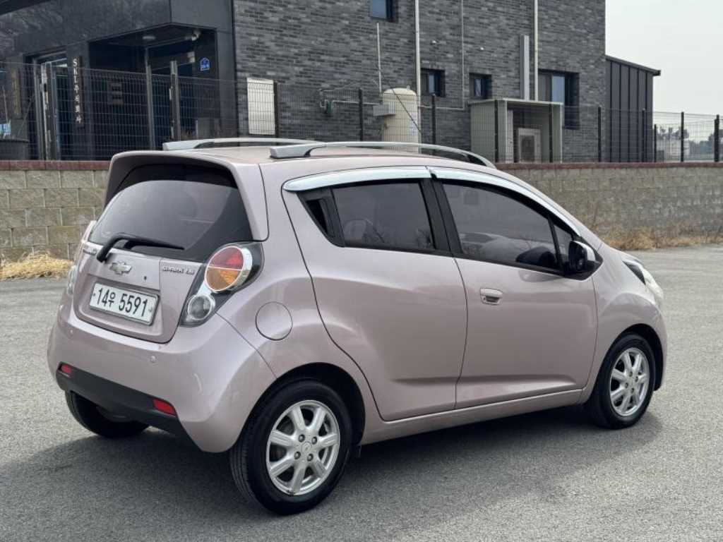 Chevrolet Spark - Vista 5