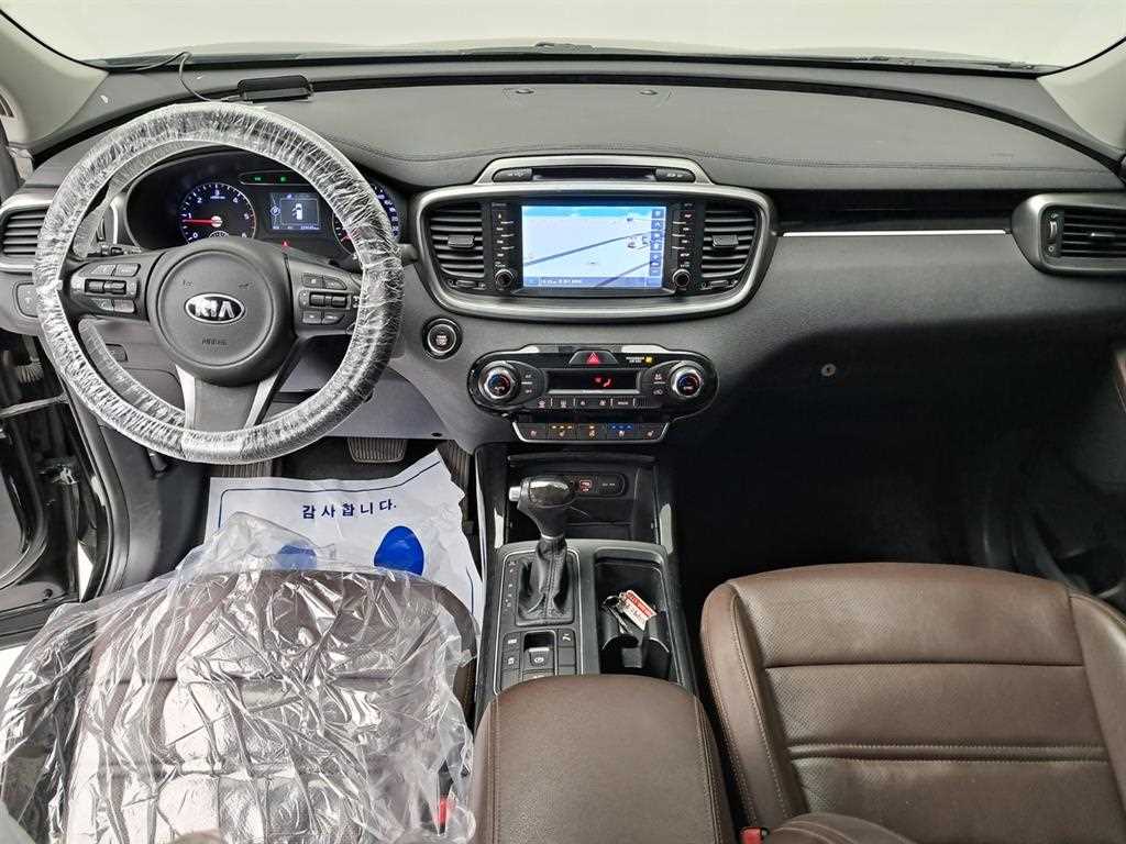 KIA Sorento - Vista 6