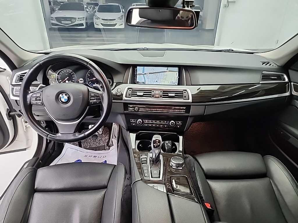 BMW 5 Series - Vista 7