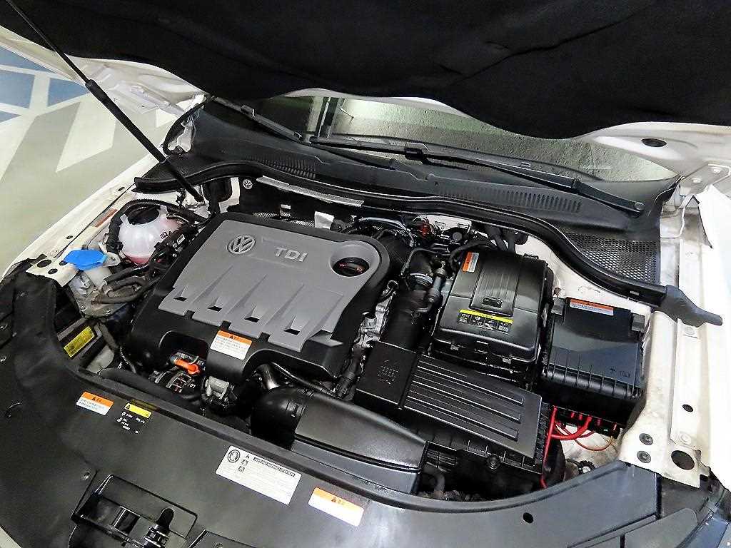 Volkswagen CC 2014 Blanco - Importación desde Corea - HF Imports Iquique - Foto 18