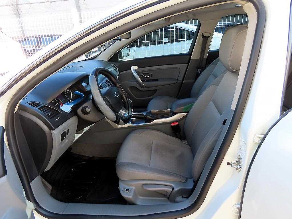 SAMSUNG SM5 2011 Blanco - Importación desde Corea - HF Imports Iquique - Foto 16