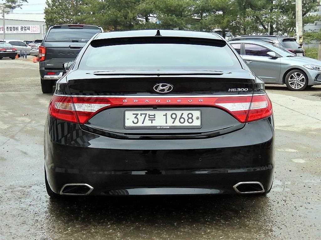 HYUNDAI Grandeur - Vista 4