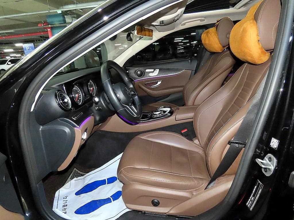 Mercedes Benz E class - Vista 6